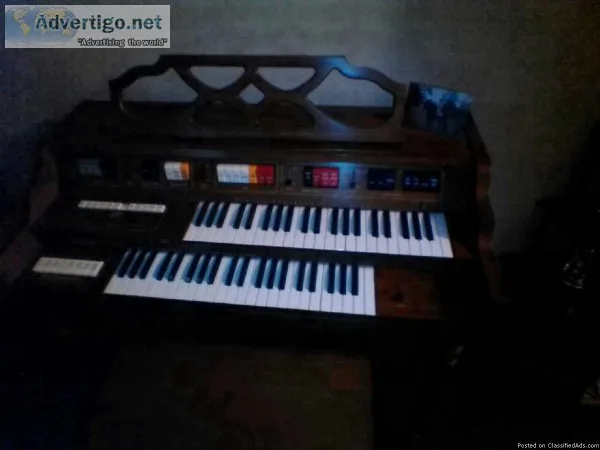 cable electric organ with  bench