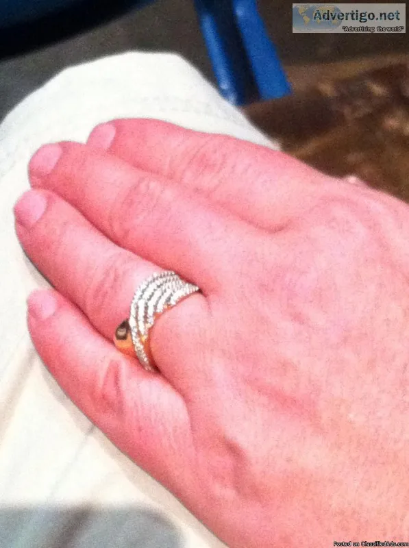 Ladies Gold Twisted Ring &quotWave&quot Diamonds