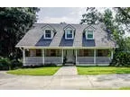 1121 Magnolia