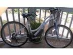 Schwinn Trailway Women s Bicycle Perfect Beltway Bike (Midtown)