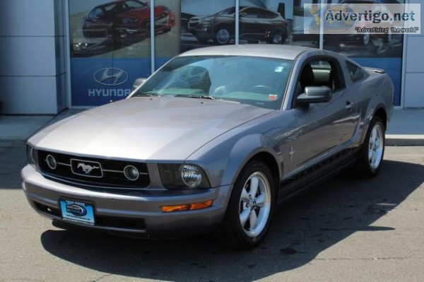 2007 Ford Mustang V6 Deluxe