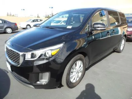 2015 Kia Sedona LX