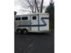 2004 4Star 2 Horse slant with dressing room bumper pull aluminum
