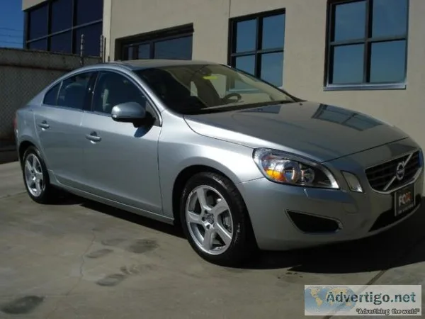 2013 Volvo S60 T5 Platinum