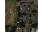 Pre-foreclosure Condominium for sale in Lynnwood WA