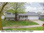 3239 S Hemlock Ln