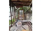 Emptying shed
