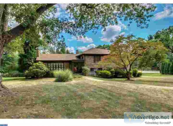 Single Family in CHELTENHAM