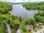 Spectacular Lakefront