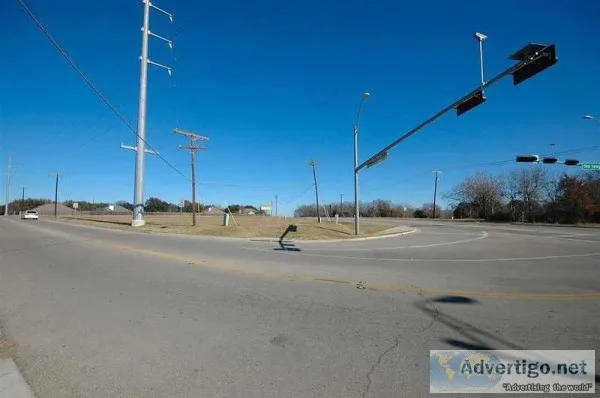 Commercial in Hewitt