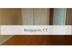 Pre-foreclosure Condominium for sale in Bridgeport CT