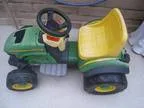 John Deere Farm Animals Hay Ride ON (Carmichael)