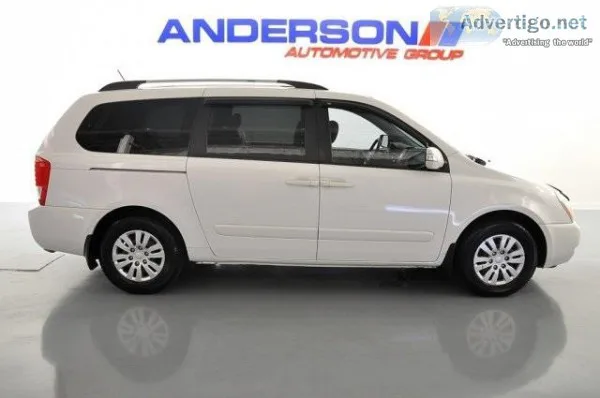 2011 Kia Sedona LX