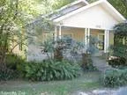 110000 Three BR 1.00 BA Conway