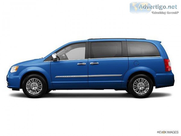 2013 Chrysler Town and Country Touring