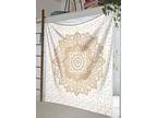 Exclusive &quotGolden Ombre Tapestry by Labhanhi" Ombre Bedd