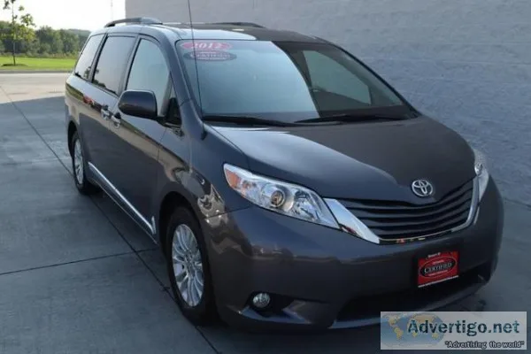 2012 Toyota Sienna XLE 7-Passenger Auto Access Seat