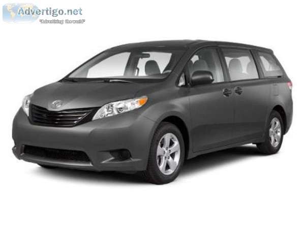 2013 Toyota Sienna LE 7-Passenger