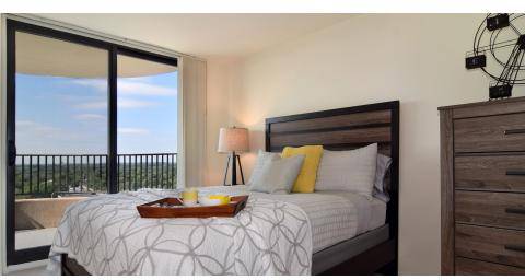 2 Beds - Wheaton Center