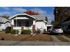Adorable 3 bdr One BA - Three BR