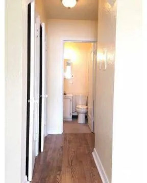 1 Bed - Poet s Row