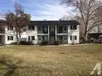 89900  Two BR - 859ft&Acirc&sup2 - Two BR top floor condo in qui