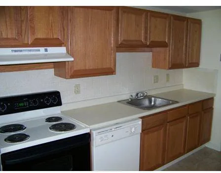 2 Beds - Cimarron Apartments