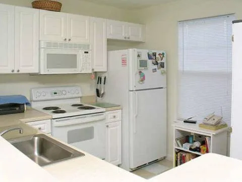 2 Beds - Dartmouth Woods