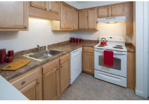 2 Beds - Rivers Edge Apartments