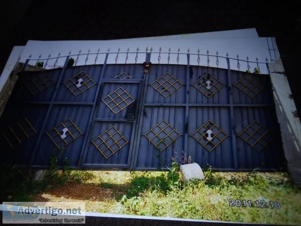 Welding and fabrication services, metal 