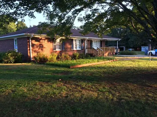 House for rent -10108 anderson rd