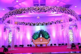 Meet wedding planner with wonderful idea
