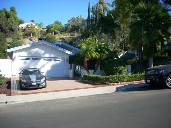 8232 hillandale dr, san diego, ca 92120