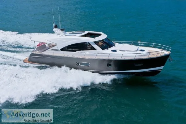 Yachts for rent in dubai