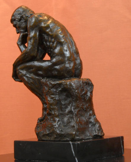 Bronz statue thinker by rodin