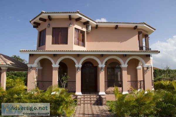 Spacious 5-bedroom villa for sale