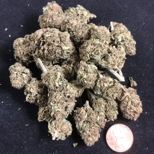 Quality hemp flowers, cbd oils