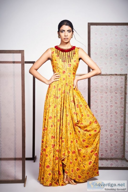 Best designer sangeet dresses to extend 