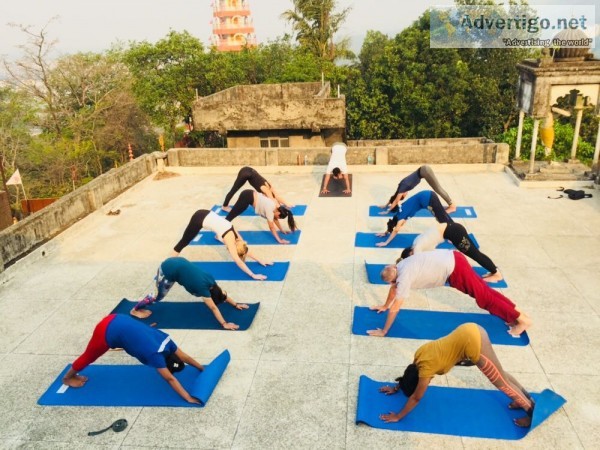7 days yoga retreat in rishikesh