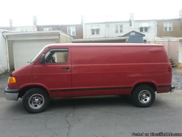 Man with van hauling  goods 24 7 emergency ok