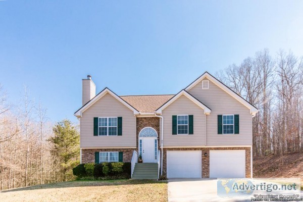 OPEN HOUSE New Listing in Commerce