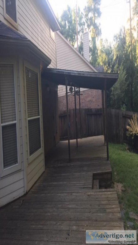 Spacious House near Lake and Riverfor RENT