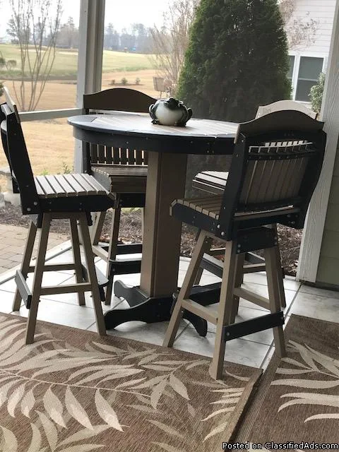 PATIO TABLE AND STOOLS