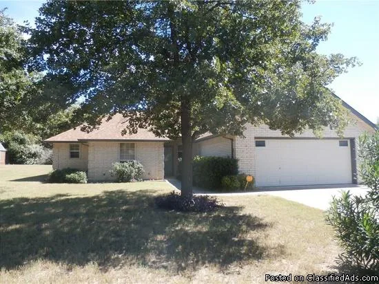 3 beds 2 baths single family home for rent in Azle TX 76020