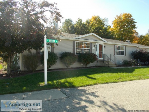 Updated 3 bedroom with Garage 6834