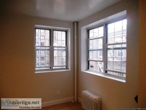 2995 - Studio Apartment in Greenwich Village