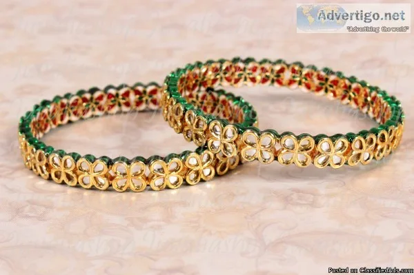 Beautiful bangles by juvalishop