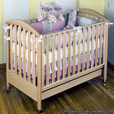 BELLINI - BABY FURNITURE  CRIB  MATTRESS