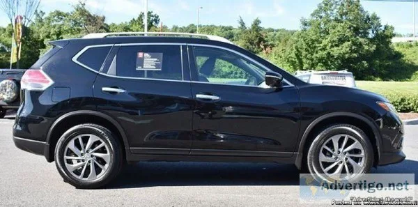 2015 ROGUE LOW MILES EXCELLENT