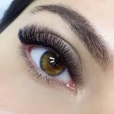 Get Eyelash Extensions in London